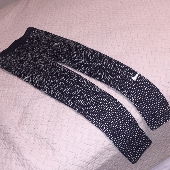 Nike Pro Polka Dot Leggings😍 - Picture 2 of 4